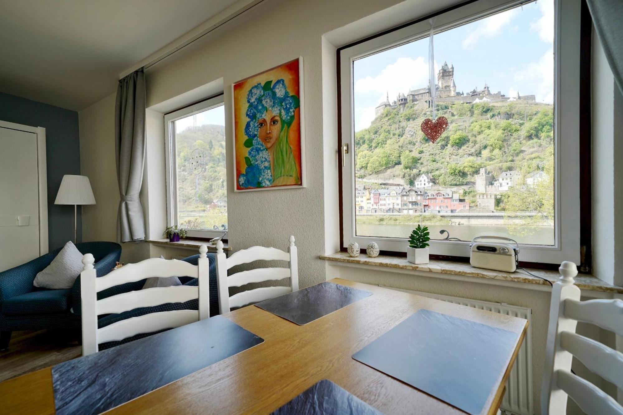 Apartments Haus Daniela Cochem Szoba fotó